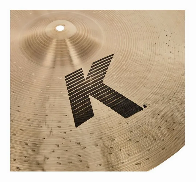 Zildjian 20" K-Custom Medium Ride, sur fond neutre, photo 3