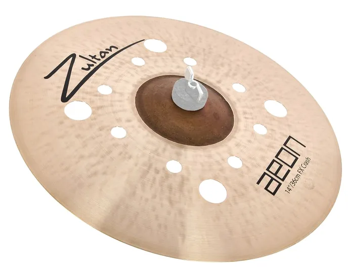Zultan 14" Aeon FX Crash, de face sur fond neutre
