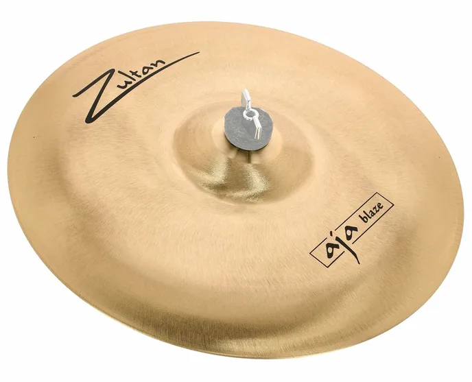 Zultan 14" Aja Blaze Crash, vue de face