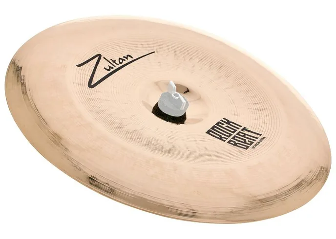 Zultan 16" Rock Beat China, de face sur fond neutre