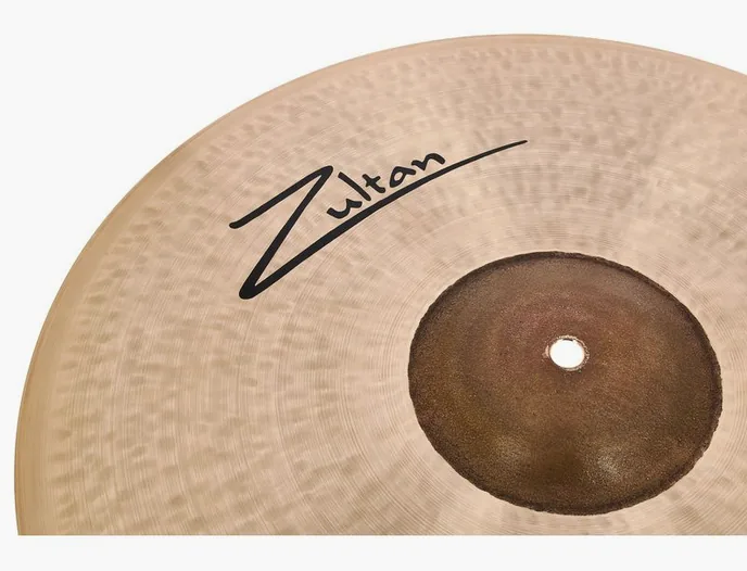 Zultan 17" Aeon Crash, vue de face, photo 4