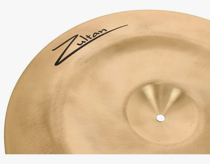 Zultan 18" Aja Blaze China, sur fond neutre, photo 4