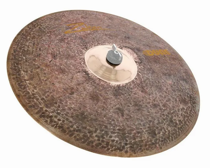 Zultan 18" Dune Crash, de face sur fond neutre