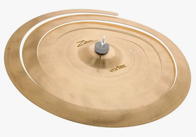 Zultan 18" Vortex Crash, sur fond neutre