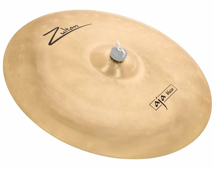 Zultan 19" Aja Blaze Crash, sur fond neutre
