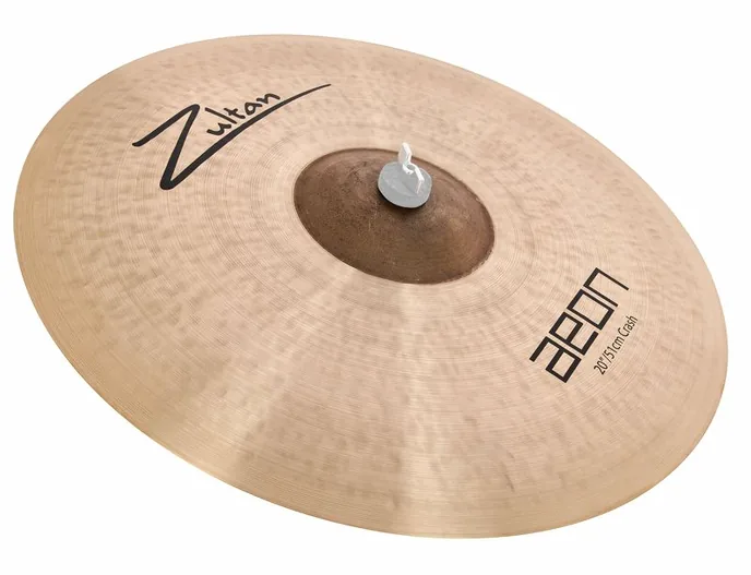 Zultan 20" Aeon Crash, de face sur fond neutre