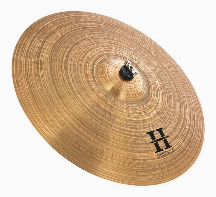 Zultan 20" Heritage Crash, sur fond neutre