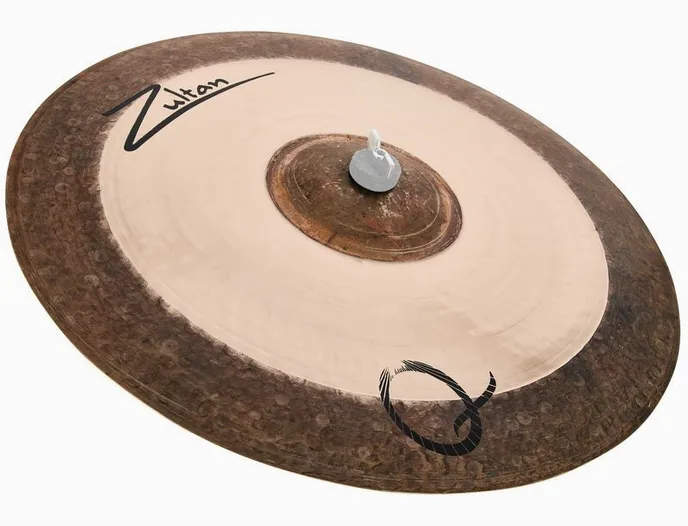 Zultan 20" Q Thin Crash, sur fond neutre
