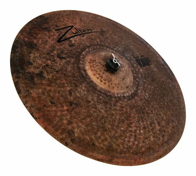 Zultan 20" Raw Ride, de face sur fond neutre