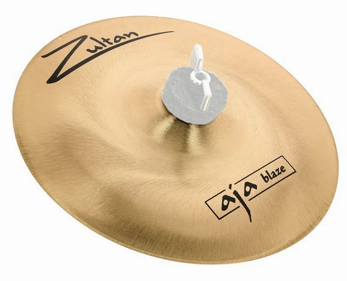 Zultan 8" Aja Blaze Splash, sur fond neutre