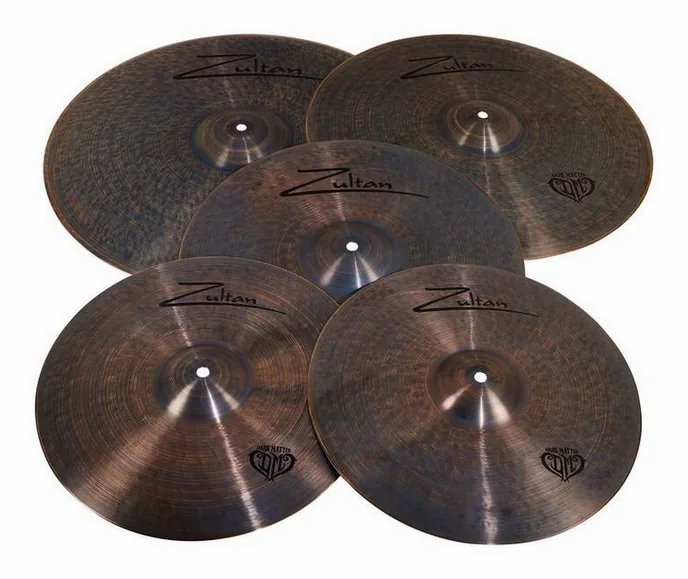 Zultan Dark Matter Professional Set, de face sur fond neutre