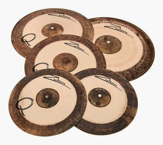 Zultan Q Series Professional Set, de face sur fond neutre