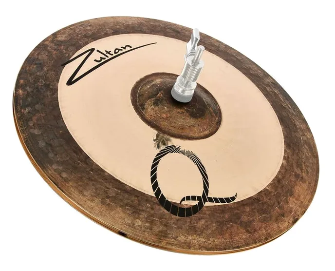 Zultan Q Series Standard Set, vue de trois quarts, photo 2